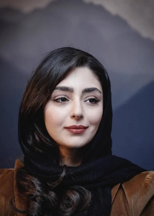 نگاهی به کمد لباس بازیگری که خوب بازی نمی‌کند، اما استایل جذابی دارد!