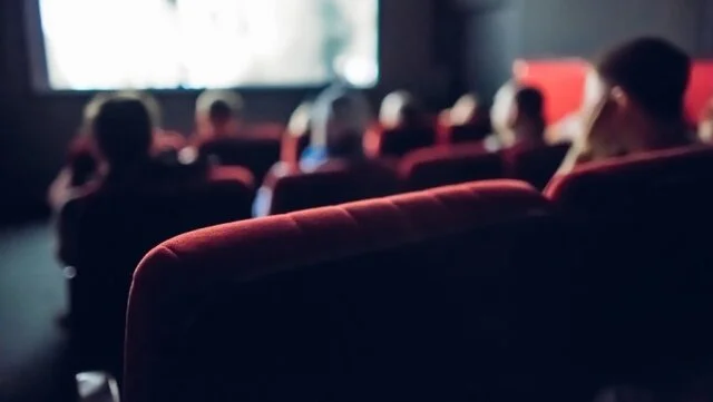 تازهترین آمار فروش سینماها با گیشه ۴۳۱ میلیارد تومانی تازهترین آمار فروش سینماها با گیشه ۴۳۱ میلیارد تومانی